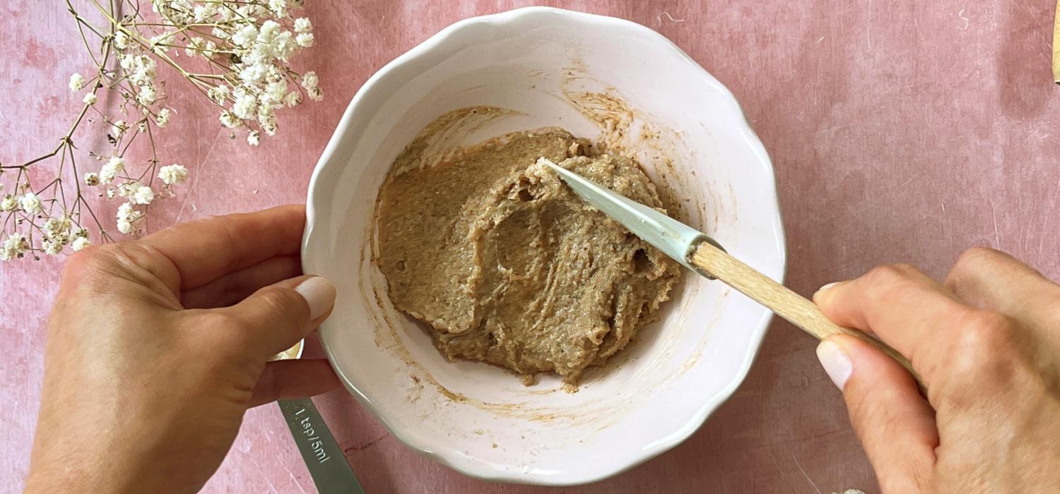 Zimt Zucker Butter Füllung auf Teig
