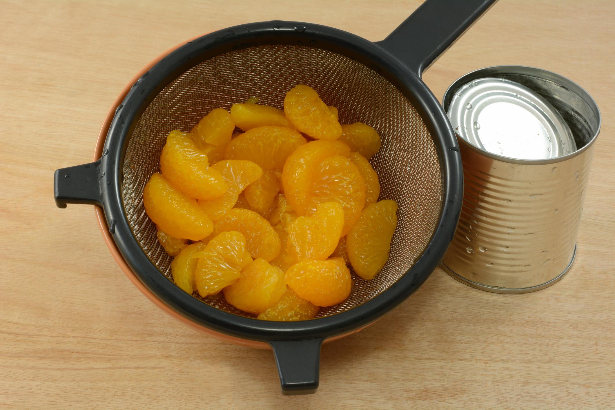 Abgetropfte Mandarinen für Kuchen