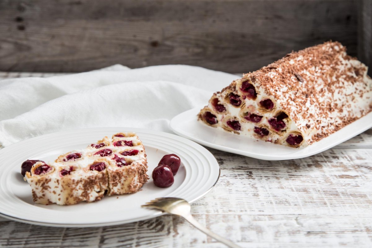 Fertiger Prinzenrolle Kirschkuchen