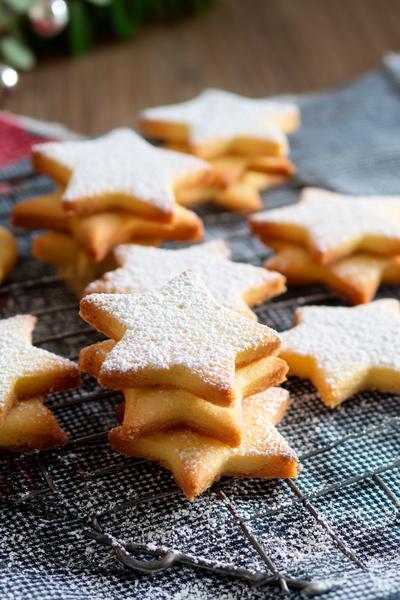 25. Einfaches Butterplätzchen-Ausstechen für for plätzchen backen weihnachten einfach rezepte ideas