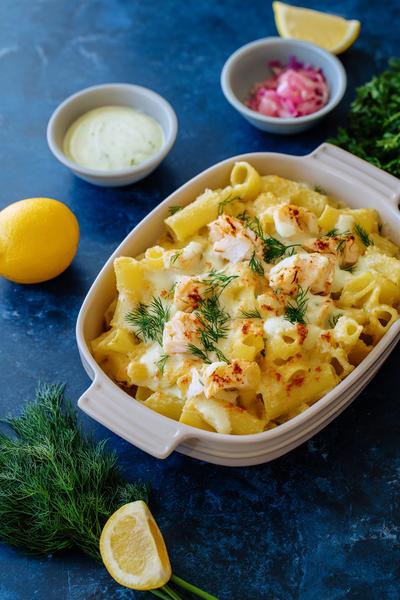 19. Kartoffel-Nudel-Auflauf mit Fisch und Dill-Sauce