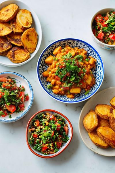 7. Kartoffel-Spinat-Pfanne für Veganer Rezepte mit Kartoffeln mit gerösteten Pinienkernen