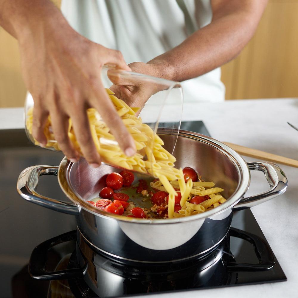 Zubereitung der One Pot Tomatenpasta