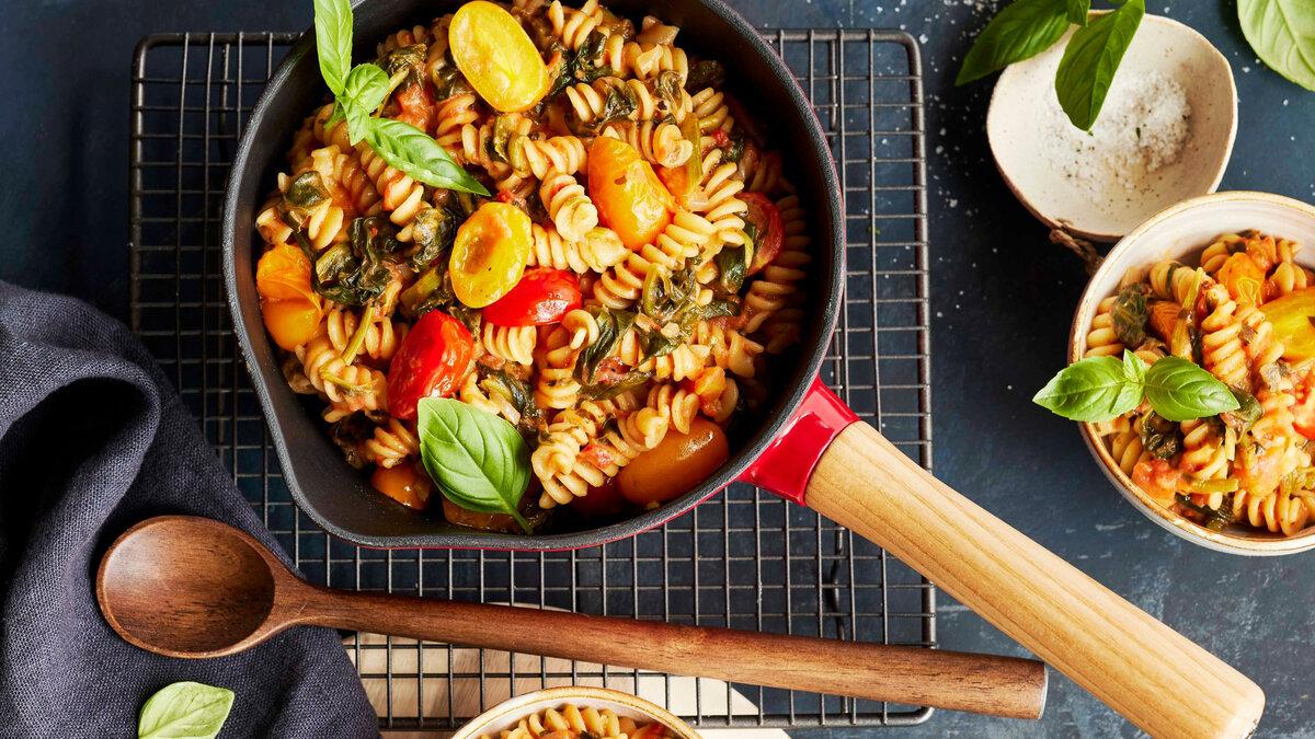 Vegane One Pot Pasta mit Gemüse