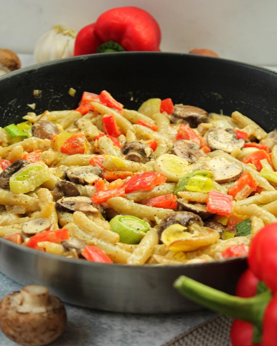 Perfekte Schupfnudelpfanne serviert