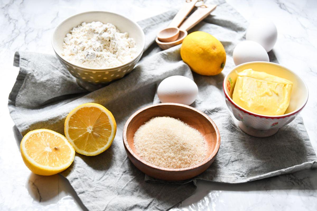 Zutaten für Zitronenblechkuchen